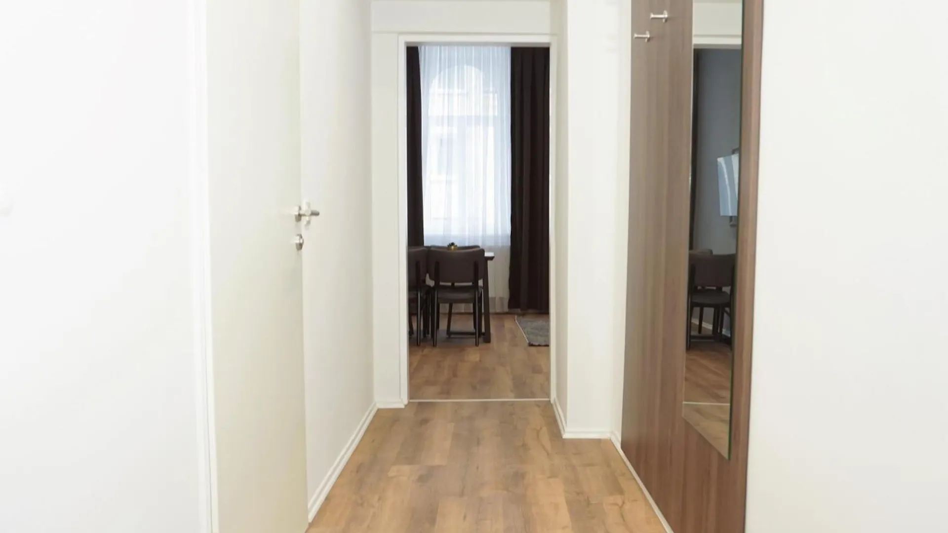 Viva La Vienna Apartments