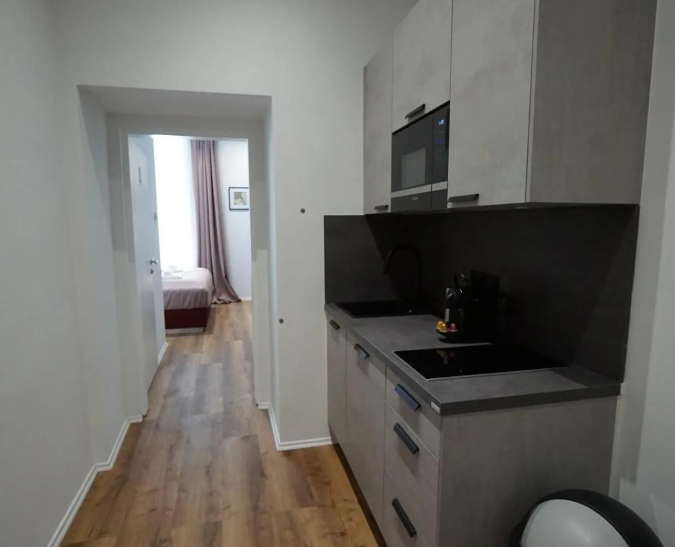 Viva La Vienna Apartments 0*,