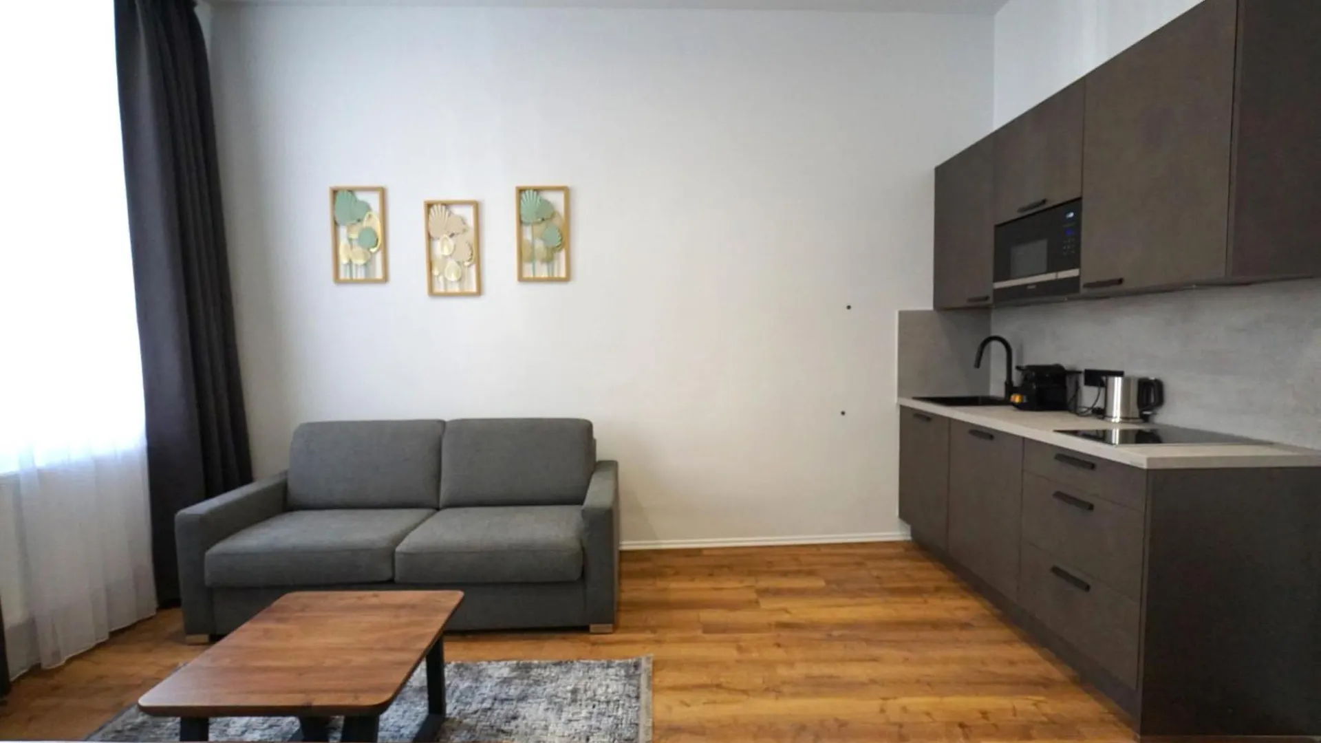 Viva La Vienna Apartments